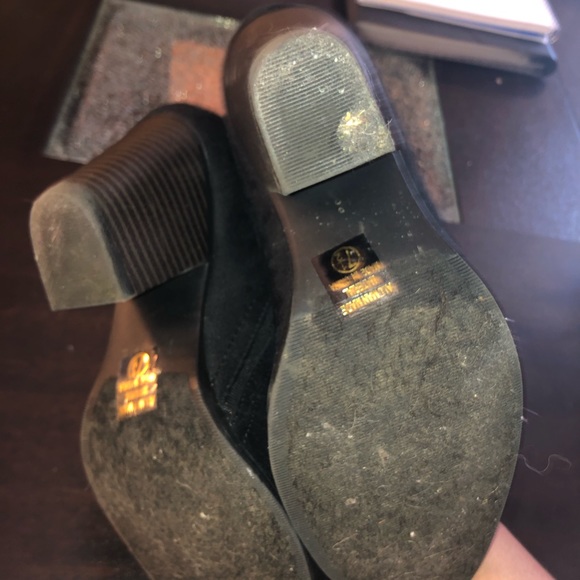 booties - Picture 3 of 3